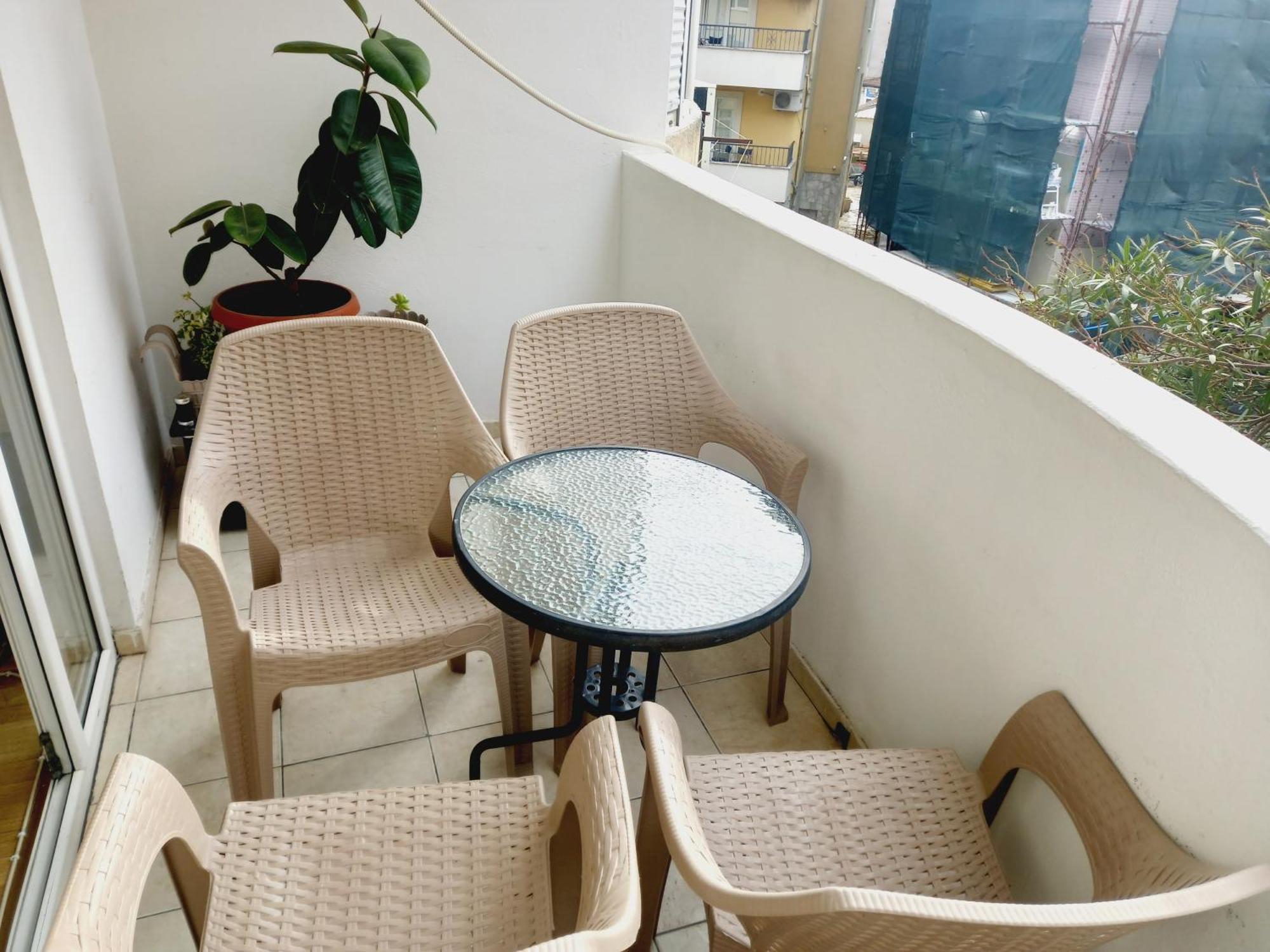 Apartment B4